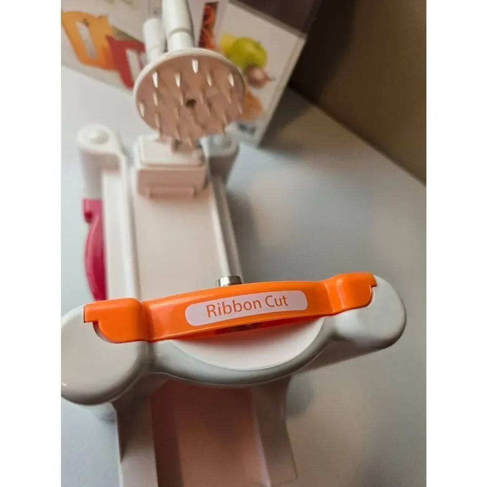 Farberware Spiraletti Fruit & Vegetable Slicer